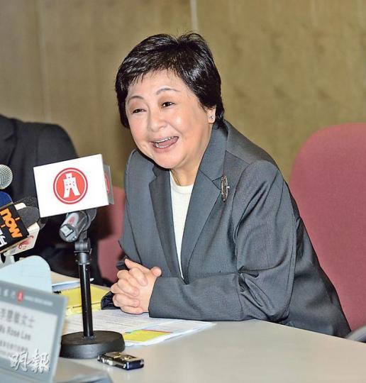 恒生2013年業績做好,副董事長兼行政總裁李慧敏在記者會上表示看好內地業務的發展前景。(陳淑安攝) 恒生2013年業績做好,副董事長兼行政總裁李慧敏在記者會上表示看好內地業務的發展前景。(陳淑安攝)
