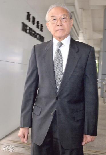 73歲的黃健靈被指患有缺血性心臟病,昨日他亦有到庭,精神不俗。(劉焌陶攝) 73歲的黃健靈被指患有缺血性心臟病,昨日他亦有到庭,精神不俗。(劉焌陶攝)