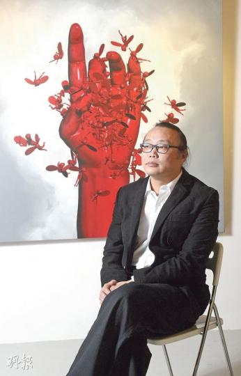 石立峰說他的藝術反映了當下大部分中國人的困境,而只有擺脫中國現時的政治困境,中國藝術家才能純粹地創作。(陳淑安攝) 石立峰說他的藝術反映了當下大部分中國人的困境,而只有擺脫中國現時的政治困境,中國藝術家才能純粹地創作。(陳淑安攝)