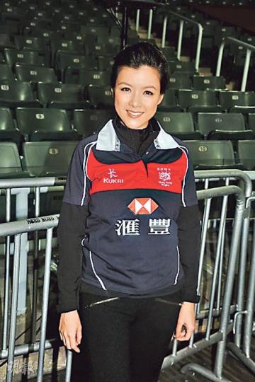 陳茵媺產後收身理想,自言抱囝囝上落樓梯是最大運動量。(攝影/記者﹕陳釗) 陳茵媺產後收身理想,自言抱囝囝上落樓梯是最大運動量。(攝影/記者﹕陳釗)