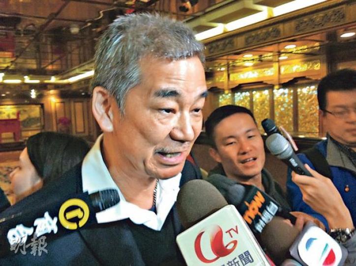 涉及貪腐風波的全國政協湯顯明昨日抵北京,他稱要證明自己是投放精力去做政協工作。(黃振豪攝) 涉及貪腐風波的全國政協湯顯明昨日抵北京,他稱要證明自己是投放精力去做政協工作。(黃振豪攝)