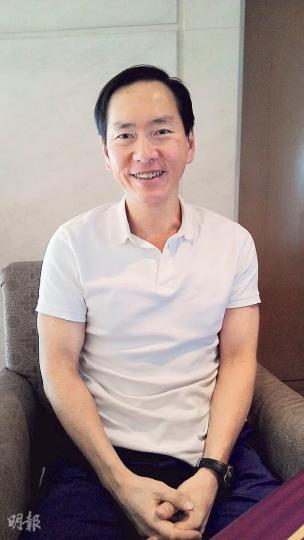 陳智思認為,就2017年普選特首方案,現應集中火力討論如何優化提名程序等框架內細節,並呼籲各方先行一步,接受一人一票落實普選,再用行動讓中央對港放心,盼未來給予更大自由。(何曉勤攝) 陳智思認為,就2017年普選特首方案,現應集中火力討論如何優化提名程序等框架內細節,並呼籲各方先行一步,接受一人一票落實普選,再用行動讓中央對港放心,盼未來給予更大自由。(何曉勤攝)
