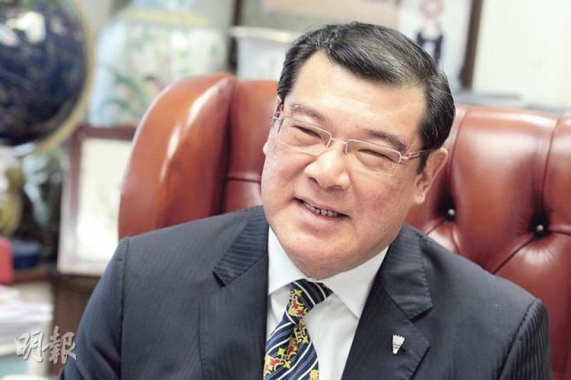 副會長候選人﹕湯徫掄(55歲)——體育界經驗:香港羽毛球總會主席、亞洲羽毛球聯會義務司庫、社區體育事務委員會主席、香港體育委員會委員、第4屆及第5屆全港運動會籌委會主席。(李澤彤攝) 副會長候選人﹕湯徫掄(55歲)——體育界經驗:香港羽毛球總會主席、亞洲羽毛球聯會義務司庫、社區體育事務委員會主席、香港體育委員會委員、第4屆及第5屆全港運動會籌委會主席。(李澤彤攝)