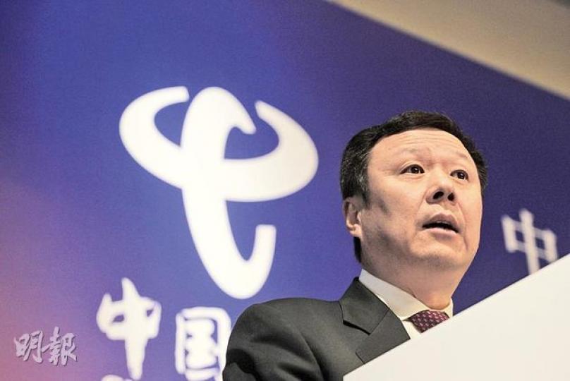 中電信董事長王曉初（圖）昨日在業績發布會上以動物冬眠為喻，指中電信目前要收縮營銷推廣費用，待獲發國際4G制式、FD LTE牌照後才再度發力，他預計內地發牌時間不會太遠。（李紹昌攝）