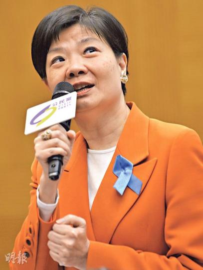 公民黨主席余若薇昨呼籲民主派參與下月上海之行，把握機會向中央表達政改立場，否則會令人有藉口批評民主派。（余俊亮攝）