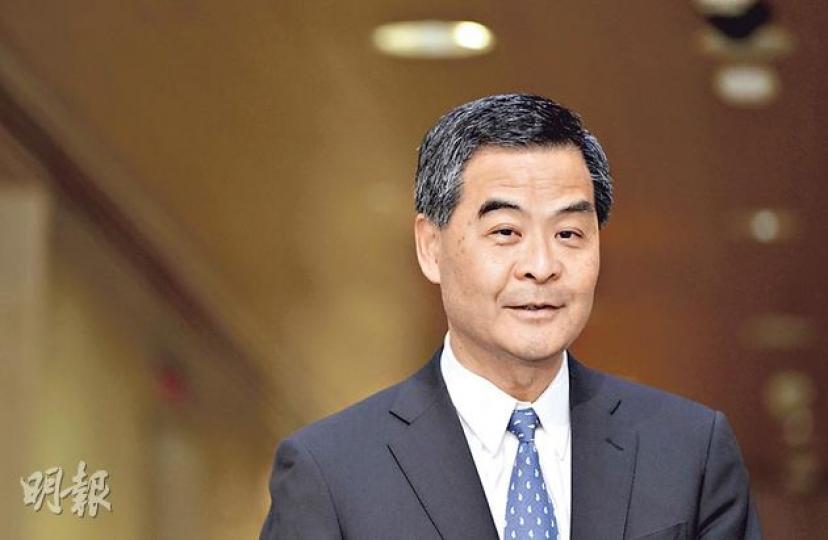 特首梁振英昨出席行政會議前,被問及馬惜珍案的處理有沒有不尋常時,指律政司和司長袁國強已回應事件,他沒有補充。(李澤彤攝) 特首梁振英昨出席行政會議前,被問及馬惜珍案的處理有沒有不尋常時,指律政司和司長袁國強已回應事件,他沒有補充。(李澤彤攝)