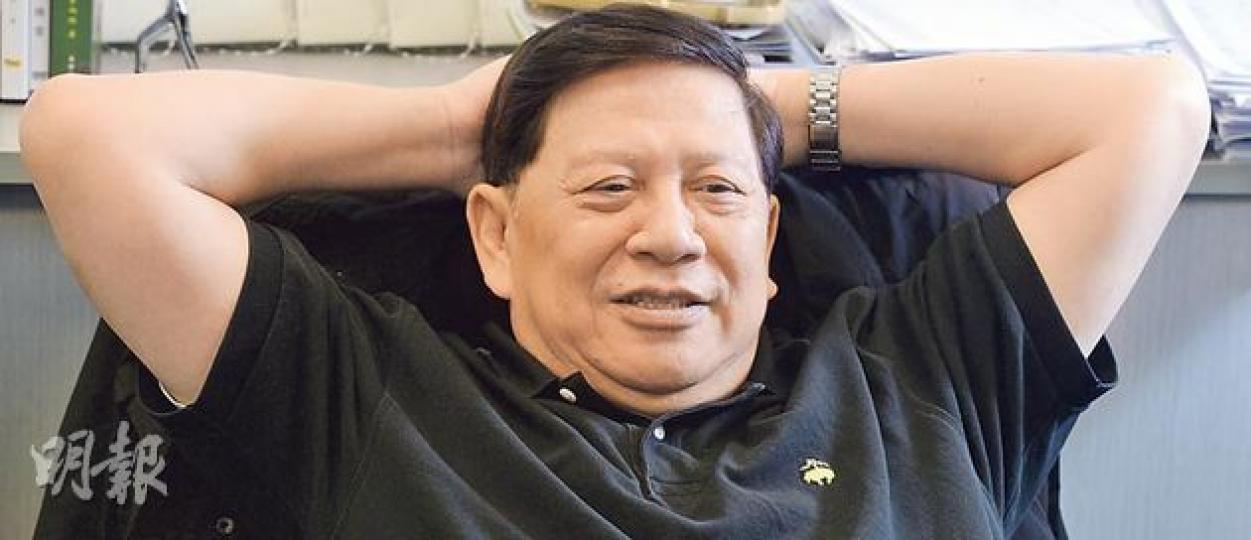 對於政府以辣招打壓樓市,蕭若元認為愚蠢,只能仰天長嘆。 (劉焌陶攝) 對於政府以辣招打壓樓市,蕭若元認為愚蠢,只能仰天長嘆。 (劉焌陶攝)
