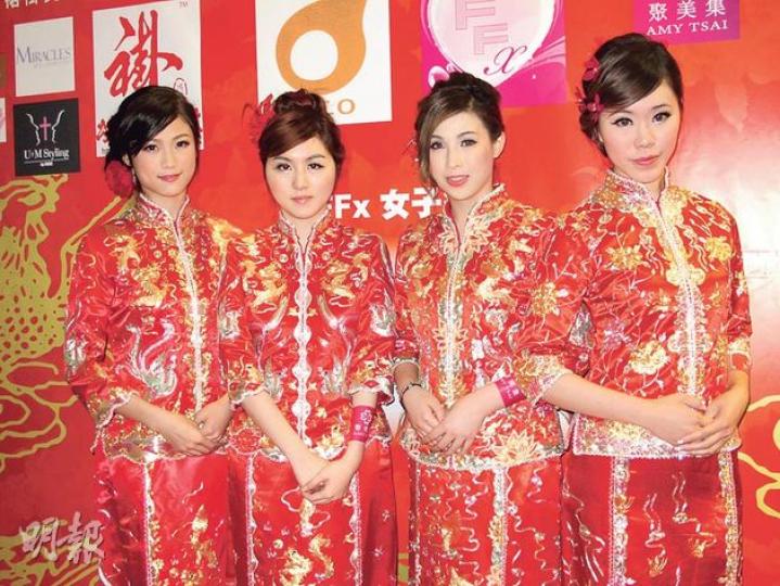 組合FFx昨穿上中式裙褂現身化妝師比賽，4人自認是密實健康的跳唱組合。（攝影/記者﹕李潔盈）