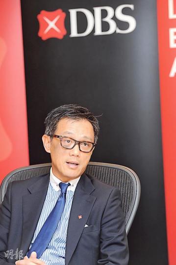 星展集團財資及市場部總監伍維洪指出,人民幣跌勢已見底,下半年會隨中國經濟改善而回升,料人民幣年尾可見6.07水平,但次季仍會在6.17至6.27範圍徘徊。(胡景禧攝) 星展集團財資及市場部總監伍維洪指出,人民幣跌勢已見底,下半年會隨中國經濟改善而回升,料人民幣年尾可見6.07水平,但次季仍會在6.17至6.27範圍徘徊。(胡景禧攝)