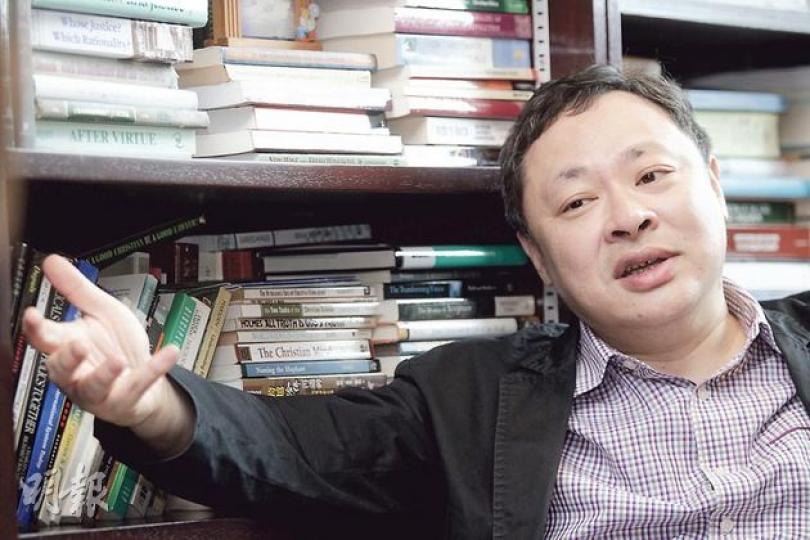 佔中發起人戴耀廷為「和平佔中」做一個「中期業績」總結，指人的智慧有限，即使用盡方法，計劃都未必可以在計算之內，所以要因時制宜。（郭慶輝攝）