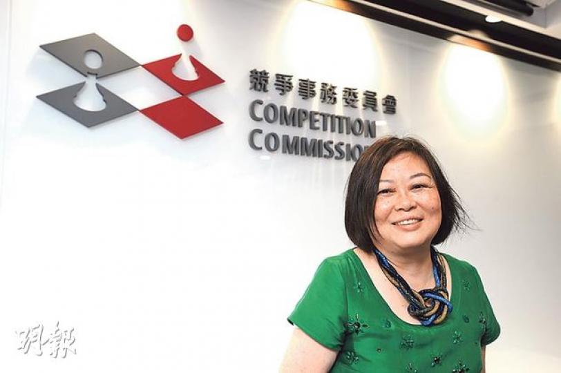 本港競爭法料明年中實施,競爭事務委員會主席胡紅玉(圖)表明有決心打大老虎,但調查要時間及證據,外地有競委會能在成立初期即公布合謀定價調查結果,全因獲取有力證據,故她盼知情者勇於舉報,以便本港競委會加快工作。(胡景禧攝)(明報製圖) 本港競爭法料明年中實施,競爭事務委員會主席胡紅玉(圖)表明有決心打大老虎,但調查要時間及證據,外地有競委會能在成立初期即公布合謀定價調查結果,全因獲取有力證據,故她盼知情者勇於舉報,以便本港競委會加快工作。(胡景禧攝)(明報製圖)