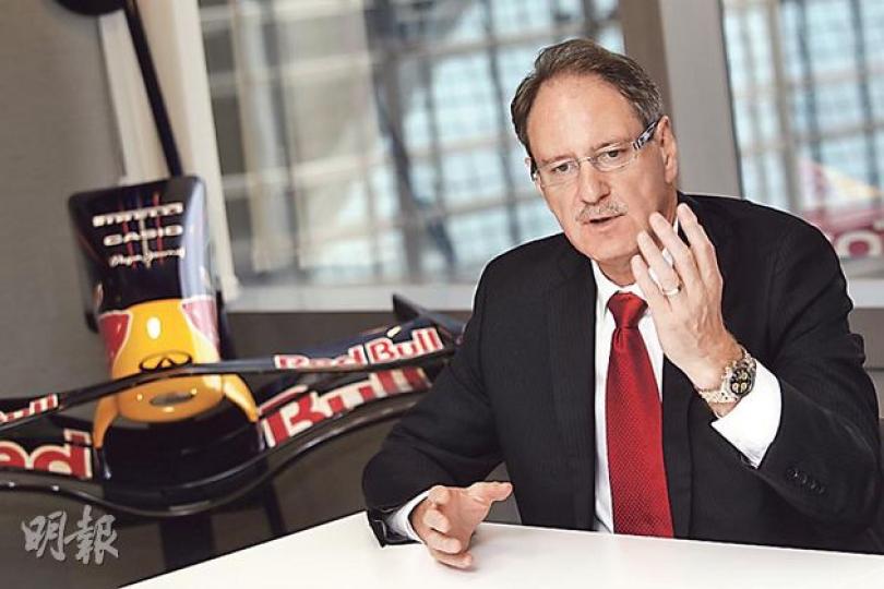 Infiniti全球總裁Johan de Nysschen(圖)稱,香港是亞洲的「世界中心」,在此落腳既可放眼中國,又可兼顧環球市場。(郭慶輝攝) Infiniti全球總裁Johan de Nysschen(圖)稱,香港是亞洲的「世界中心」,在此落腳既可放眼中國,又可兼顧環球市場。(郭慶輝攝)