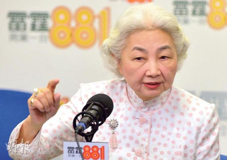 基本法委員會副主任梁愛詩昨在商台《政好星期天》上重申,白皮書不是針對佔中6.22全民投票,相信文件可清晰解釋一國兩制。(盧翊銘攝)佔中發起人戴耀廷在《城市論壇》上強調,一定不會透過佔中挑戰一國地位、一國兩制及中央任命特首的權力。(余俊亮攝) 基本法委員會副主任梁愛詩昨在商台《政好星期天》上重申,白皮書不是針對佔中6.22全民投票,相信文件可清晰解釋一國兩制。(盧翊銘攝)佔中發起人戴耀廷在《城市論壇》上強調,一定不會透過佔中挑戰一國地位、一國兩制及中央任命特首的權力。(余俊亮攝)