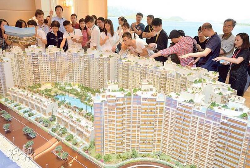 信置大埔逸瓏灣公布首批價單後,項目迄今累收452個認購登記,以首批110伙計,超額3倍。(盧翊銘攝) 信置大埔逸瓏灣公布首批價單後,項目迄今累收452個認購登記,以首批110伙計,超額3倍。(盧翊銘攝)