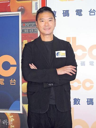 鄧達智目前仍服用口服化療藥。(攝影/記者:李潔盈) 鄧達智目前仍服用口服化療藥。(攝影/記者:李潔盈)