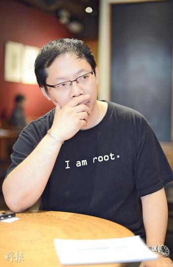 白帽達人賴灼東(陳淑安攝) 白帽達人賴灼東(陳淑安攝)