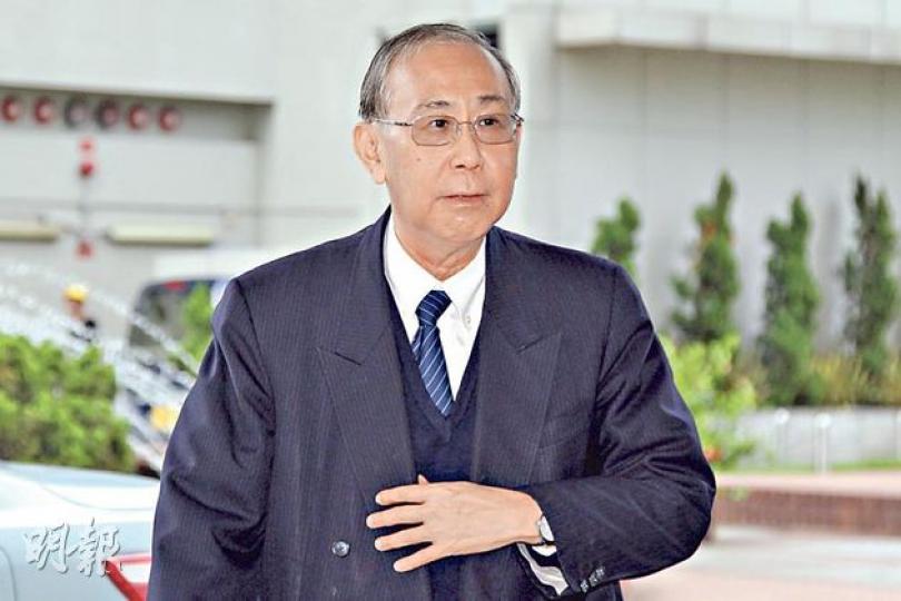 熱愛足球的前政務司長許仕仁(圖)笑言看好德國於世界盃決賽擊敗阿根廷奪冠,回應時更提供「波膽」,認為德國贏2比1。(林俊源攝) 前西九督導委員會秘書劉錦泉(圖)被辯方追問非正式會議是否沒有事先安排的會議,劉回應「非正式會議就是非正式會議」。(林俊源攝) 熱愛足球的前政務司長許仕仁(圖)笑言看好德國於世界盃決賽擊敗阿根廷奪冠,回應時更提供「波膽」,認為德國贏2比1。(林俊源攝) 前西九督導委員會秘書劉錦泉(圖)被辯方追問非正式會議是否沒有事先安排的會議,劉回應「非正式會議就是非正式會議」。(林俊源攝)