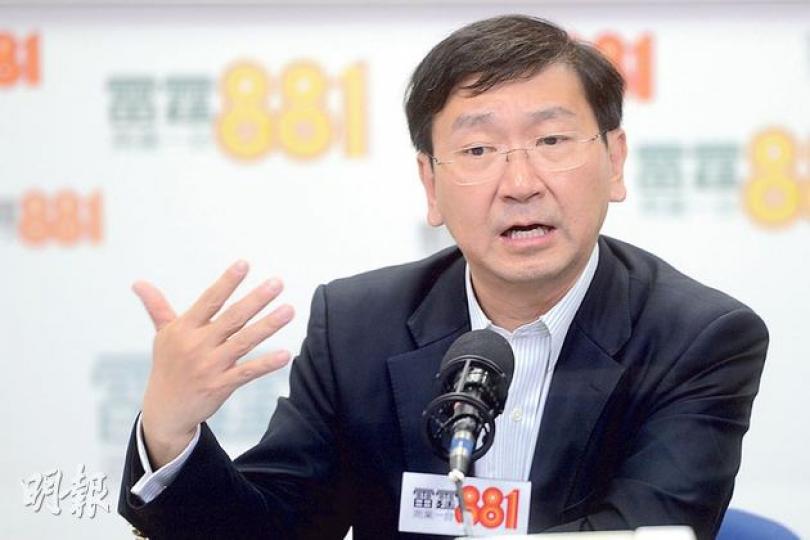 陳文敏表示,2017年特首選舉於篩選和公民提名之間,仍然有很多可能,認為政府應研究現時的設計上有什麼斟酌空間,以達到公民提名的理念。(黃志東攝) 陳文敏表示,2017年特首選舉於篩選和公民提名之間,仍然有很多可能,認為政府應研究現時的設計上有什麼斟酌空間,以達到公民提名的理念。(黃志東攝)