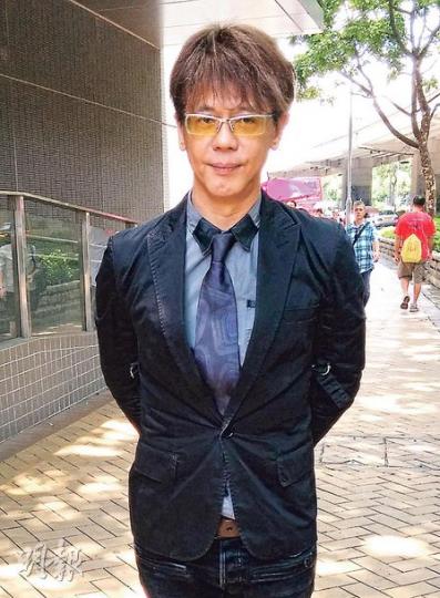 無綫前資深編審葉廣蔭向無綫追討共27萬稿費。他昨撤銷案件中關於遭女高層性騷擾的指控,案件下周續審。(余思朗攝) 節目發展分部經理邵麗瓊昨亦有到庭,她將於下周作供。(余思朗攝) 無綫前資深編審葉廣蔭向無綫追討共27萬稿費。他昨撤銷案件中關於遭女高層性騷擾的指控,案件下周續審。(余思朗攝) 節目發展分部經理邵麗瓊昨亦有到庭,她將於下周作供。(余思朗攝)
