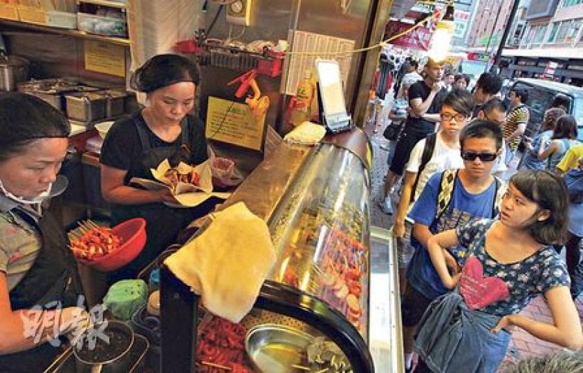 食安中心昨公布,旺角「肥姐小食店」的鹵水墨魚樣本被驗出可致腸胃不適的沙門氏菌。(李澤彤攝) 食安中心昨公布,旺角「肥姐小食店」的鹵水墨魚樣本被驗出可致腸胃不適的沙門氏菌。(李澤彤攝)