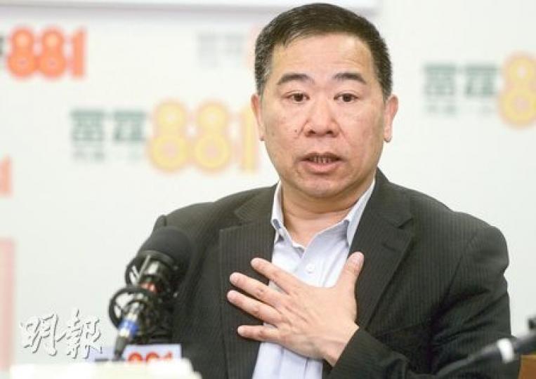 警務處署理行動處長張德強昨日在電台接受訪問,表示不鼓勵休班同袍參與今日的大遊行,避免令市民對警方執法公正有疑惑。(黃志東攝) 警務處署理行動處長張德強昨日在電台接受訪問,表示不鼓勵休班同袍參與今日的大遊行,避免令市民對警方執法公正有疑惑。(黃志東攝)