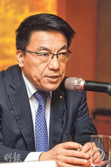 匯豐大中華區首席經濟學家屈宏斌表示,相信未來數月服務業將受惠於投資回暖。(郭慶輝攝) 匯豐大中華區首席經濟學家屈宏斌表示,相信未來數月服務業將受惠於投資回暖。(郭慶輝攝)