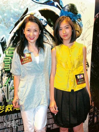 龔慈恩(左)與大女林愷鈴(右)一起出席首映。(攝影/記者:柯美)莊思敏遭錯認「張小姐」並不尷尬,反覺好笑。(攝影/記者:柯美)消瘦不少的張立基否認有病,並稱已努力增肥。(攝影/記者:柯美) 龔慈恩(左)與大女林愷鈴(右)一起出席首映。(攝影/記者:柯美)莊思敏遭錯認「張小姐」並不尷尬,反覺好笑。(攝影/記者:柯美)消瘦不少的張立基否認有病,並稱已努力增肥。(攝影/記者:柯美)