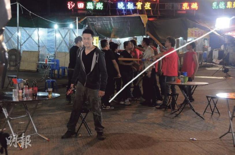 林峯雖然已離巢,但仍然盡量配合宣傳,為劇集拍攝宣傳片。(攝影:孫華中) 林峯雖然已離巢,但仍然盡量配合宣傳,為劇集拍攝宣傳片。(攝影:孫華中)