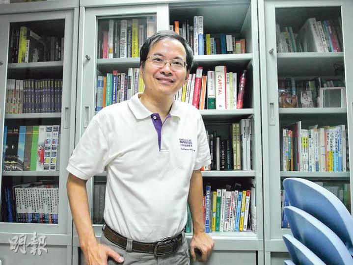 指數達人林本利(陳嘉文攝)林本利新書《財閥治港?!》(陳嘉文攝) 指數達人林本利(陳嘉文攝)林本利新書《財閥治港?!》(陳嘉文攝)