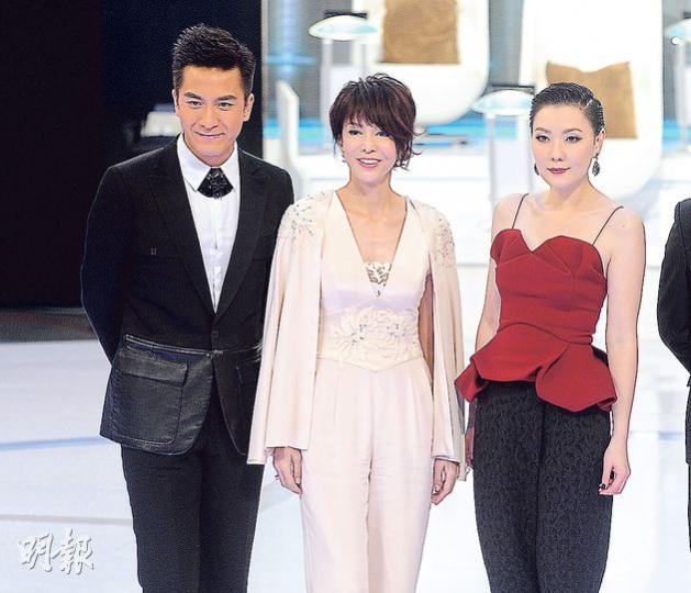 馬國明(左起)、鄭裕玲及田蕊妮悉心打扮亮相。(攝影:鍾偉茵) 馬國明(左起)、鄭裕玲及田蕊妮悉心打扮亮相。(攝影:鍾偉茵)