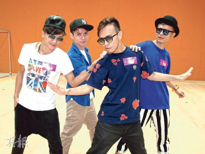 C AllStar覺得四大天王之中,黎明最難學。(攝影/記者:鍾一虹) C AllStar覺得四大天王之中,黎明最難學。(攝影/記者:鍾一虹)