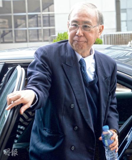許仕仁(圖)稱2005年3月10日董建華辭任特首,數天後曾蔭權來電邀「出山」。(劉焌陶攝) 許仕仁(圖)稱2005年3月10日董建華辭任特首,數天後曾蔭權來電邀「出山」。(劉焌陶攝)