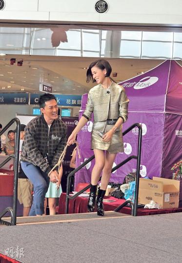 林峯、佘詩曼同樣被讚「好戲」,兩人分別成為「視帝」、「視后」大熱。(攝影/記者:楊安莉) 林峯、佘詩曼同樣被讚「好戲」,兩人分別成為「視帝」、「視后」大熱。(攝影/記者:楊安莉)