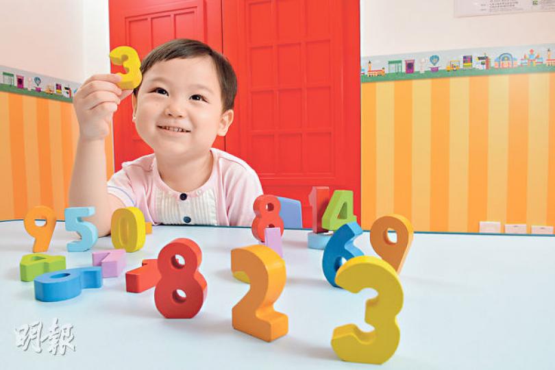 學數有法 不死操 (陳淑安、胡景禧攝)數學成績好,往往被視為IQ高、腦筋靈活的聰明人。這也解釋了不少家長為何如此緊張子女的數學成績。(陳淑安、胡景禧攝)數學好=IQ高?(陳淑安、胡景禧攝) 學數有法 不死操 (陳淑安、胡景禧攝)數學成績好,往往被視為IQ高、腦筋靈活的聰明人。這也解釋了不少家長為何如此緊張子女的數學成績。(陳淑安、胡景禧攝)數學好=IQ高?(陳淑安、胡景禧攝)