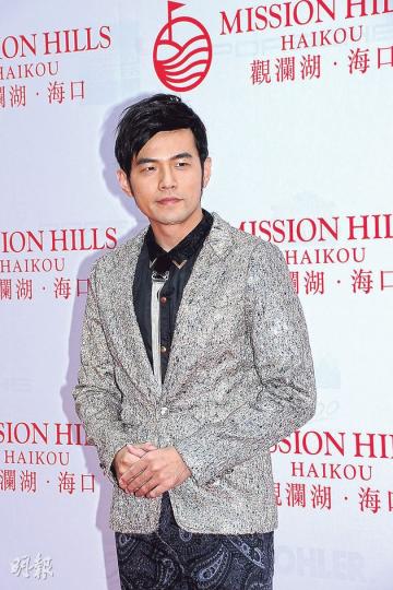 周杰倫表示想小周杰倫將來看自己演唱會,所以不能太晚婚,那麼他跟昆凌究竟什麼時候才結婚呢?(攝影/記者﹕李潔盈、鍾偉茵) 周杰倫表示想小周杰倫將來看自己演唱會,所以不能太晚婚,那麼他跟昆凌究竟什麼時候才結婚呢?(攝影/記者﹕李潔盈、鍾偉茵)