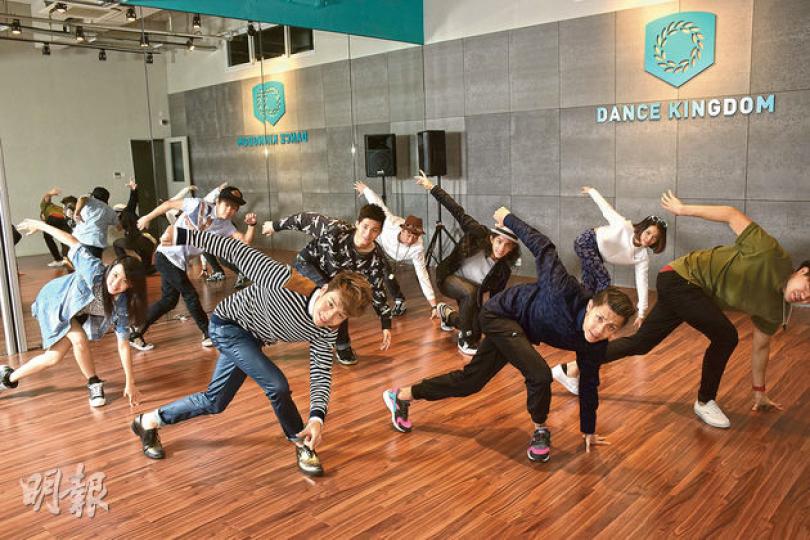 狄易達的舞蹈學校「DANCE KINGDOM」佔地4000呎,單是裝修費已花了170萬元。(攝影:梁迺楠) 狄易達的舞蹈學校「DANCE KINGDOM」佔地4000呎,單是裝修費已花了170萬元。(攝影:梁迺楠)