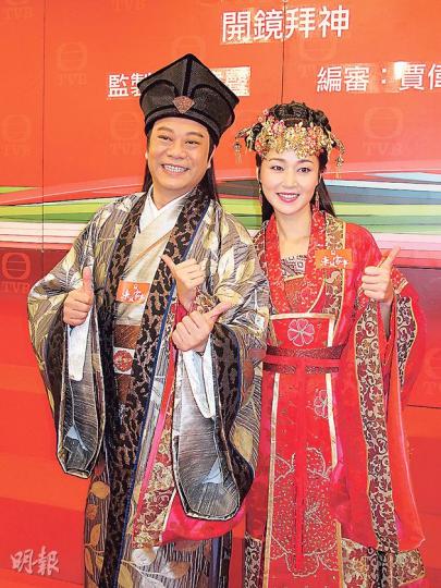 歐陽震華與萬綺雯出席新劇《東坡家事》拜神。（攝影/記者：唐嘉晞）陳煒坦言與老公婚後3年便分隔兩地，但仍是夫妻關係。（攝影/記者：唐嘉晞）