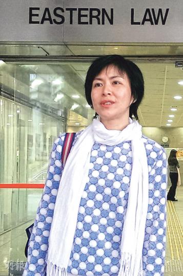 李曄脫罪後在庭外表示,事件使關心她的朋友感到很害怕,感謝裁判官公正裁決,她會重新展開人生道路。(章淑廉攝) 李曄脫罪後在庭外表示,事件使關心她的朋友感到很害怕,感謝裁判官公正裁決,她會重新展開人生道路。(章淑廉攝)