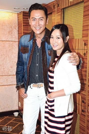 馬德鐘與徐子珊合作的無綫劇《以和為貴》煞科,演員們一起夾錢設宴慰勞劇組。(攝影:鍾偉茵)江美儀大讚李思捷說話懂討人歡心,合作過後終明白他為何那麼多女性朋友。(攝影:鍾偉茵) 馬德鐘與徐子珊合作的無綫劇《以和為貴》煞科,演員們一起夾錢設宴慰勞劇組。(攝影:鍾偉茵)江美儀大讚李思捷說話懂討人歡心,合作過後終明白他為何那麼多女性朋友。(攝影:鍾偉茵)