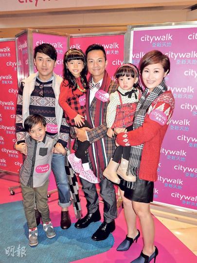 胡諾言與太太陳琪帶兩個千金JayJay及Jacey跟林子博與兒子卓楠出席活動。(攝影/記者:楊安莉) 胡諾言與太太陳琪帶兩個千金JayJay及Jacey跟林子博與兒子卓楠出席活動。(攝影/記者:楊安莉)