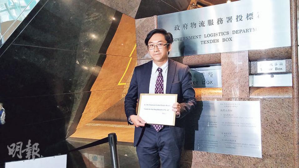 萬科置業助理董事林力山稱,油塘地擁市區海景,若中標將計劃興建中小型單位。(劉詠怡攝) 萬科置業助理董事林力山稱,油塘地擁市區海景,若中標將計劃興建中小型單位。(劉詠怡攝)