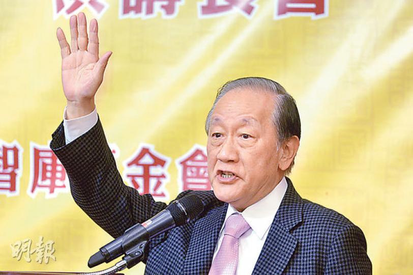 台灣新黨主席郁慕明昨日在港論及台灣的未來時表示,上月底台灣「九合一」選舉後,原本可用合作方式與大陸統一的台灣,往後只可被動地統一了。(黃志東攝) 台灣新黨主席郁慕明昨日在港論及台灣的未來時表示,上月底台灣「九合一」選舉後,原本可用合作方式與大陸統一的台灣,往後只可被動地統一了。(黃志東攝)