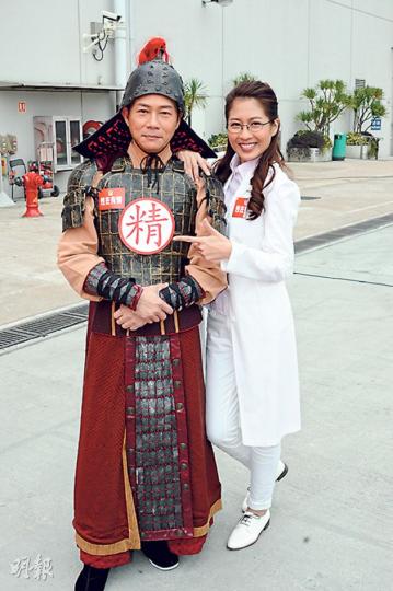 張兆輝以「精壯大將軍」造型，與陳敏之合作新劇《性在有情》。（攝影/記者﹕陳釗）阮兆祥與江美儀一身潮服，大玩《來自星星的你》。（攝影/記者﹕陳釗）