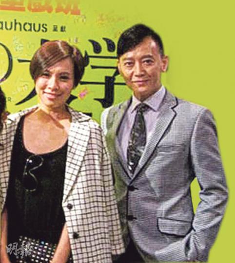 朱慧敏與律師好友Edward結伴睇舞台劇，卻鬧出緋聞。（微博圖片）