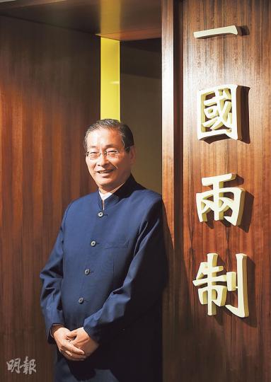 曾任竹聯幫「大佬」的張安樂返台後力推一國兩制、和平統一,他不諱言自己是共產黨盟友。(陳淑安攝) 曾任竹聯幫「大佬」的張安樂返台後力推一國兩制、和平統一,他不諱言自己是共產黨盟友。(陳淑安攝)