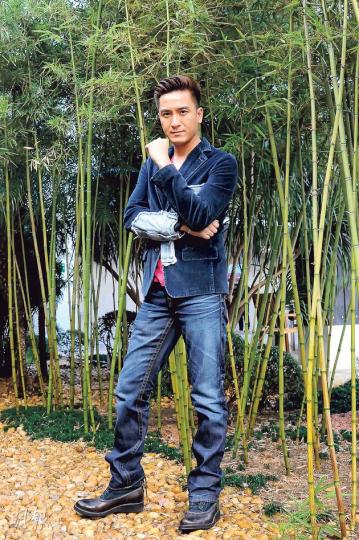 男神馬國明坦言無綫「一哥」名銜不太重要,現階段搵銀才是最實際。(攝影/記者﹕陳釗)馬國明是公認的「筍盤」,感情仍未有着落,但他不心急找另一半,還笑說﹕「我才40歲,還有心有力!」(攝影/記者﹕陳釗) 男神馬國明坦言無綫「一哥」名銜不太重要,現階段搵銀才是最實際。(攝影/記者﹕陳釗)馬國明是公認的「筍盤」,感情仍未有着落,但他不心急找另一半,還笑說﹕「我才40歲,還有心有力!」(攝影/記者﹕陳釗)