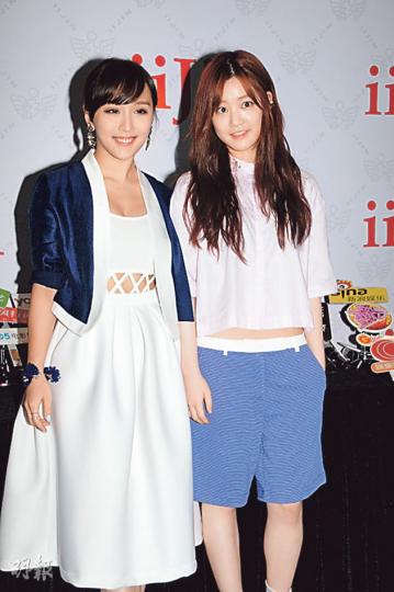 露小蠻腰的韓國女星李侑菲（右），與DaDa（左）成為好友。（攝影﹕孫華中）