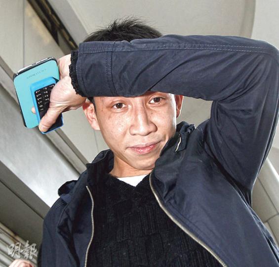過往有11次案底的患癌貨車司機繆富邦,昨求情稱盼與未夠1歲的獨子共度餘下數個月的生命。(李紹昌攝) 過往有11次案底的患癌貨車司機繆富邦,昨求情稱盼與未夠1歲的獨子共度餘下數個月的生命。(李紹昌攝)
