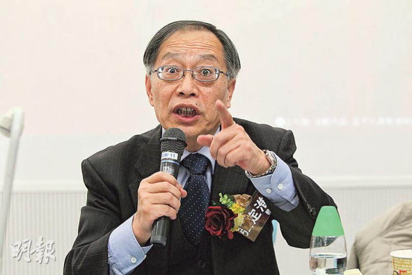 全國港澳研究會理事張定淮昨到城大出席「認識基本法」座談會,認同香港發展民主就要發展政黨政治,但要有規矩,應立《政黨法》,講清楚所有政黨在政綱中不能把矛頭對着中央。(林俊源攝) 全國港澳研究會理事張定淮昨到城大出席「認識基本法」座談會,認同香港發展民主就要發展政黨政治,但要有規矩,應立《政黨法》,講清楚所有政黨在政綱中不能把矛頭對着中央。(林俊源攝)