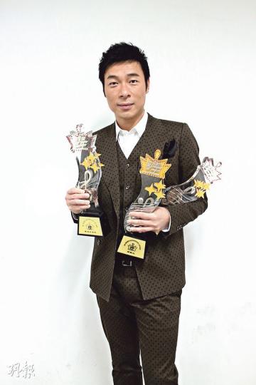 許志安登上「勁歌王」寶座。(攝影/記者:孫慧莊)謝安琪今年會舉行入行10周年演唱會。(攝影/記者:孫慧莊)薛凱琪穿上白色長紗裙,笑言嫁給手上的獎項。(攝影/記者:孫慧莊) 許志安登上「勁歌王」寶座。(攝影/記者:孫慧莊)謝安琪今年會舉行入行10周年演唱會。(攝影/記者:孫慧莊)薛凱琪穿上白色長紗裙,笑言嫁給手上的獎項。(攝影/記者:孫慧莊)